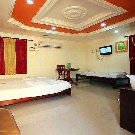 Hotel Sri Saravana Rameshwaram Exterior photo