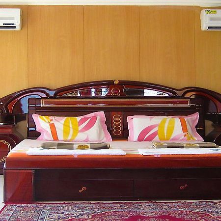 Hotel Sri Saravana Rameshwaram Exterior photo