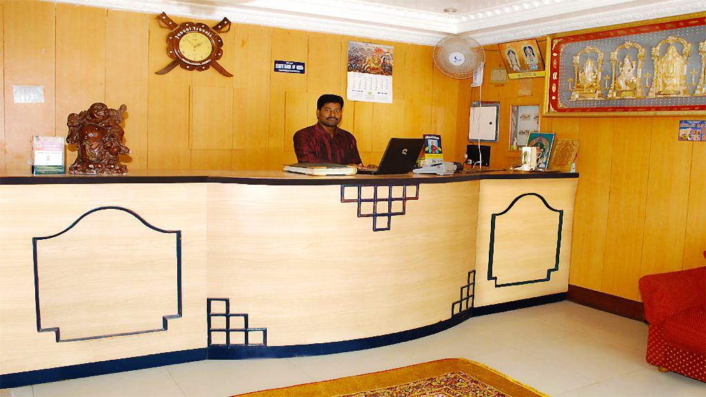 Hotel Sri Saravana Rameshwaram Exterior photo
