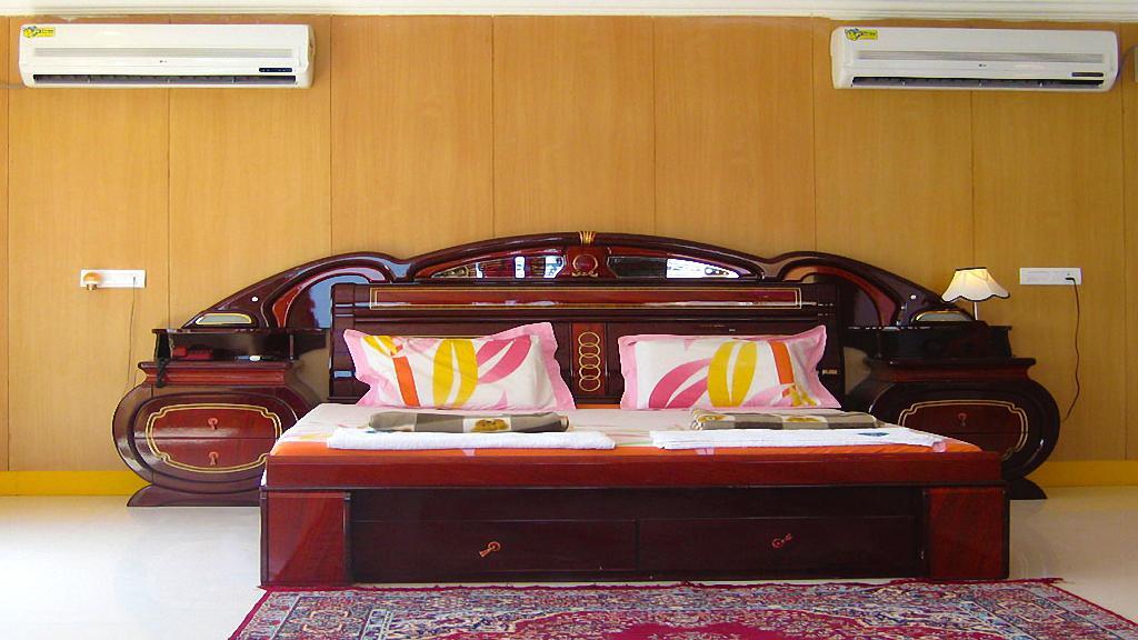 Hotel Sri Saravana Rameshwaram Exterior photo